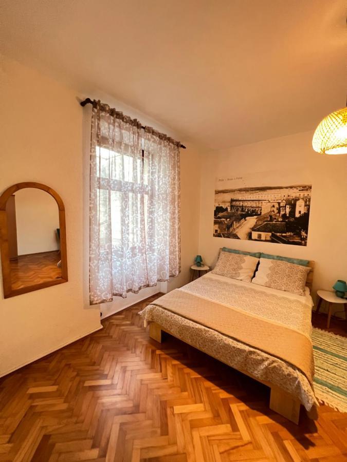 Colorita Studio Пула Экстерьер фото